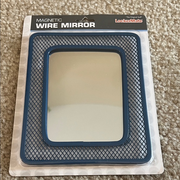 Other - NWT! LockerMate Magnetic Wire Mirror in Blue